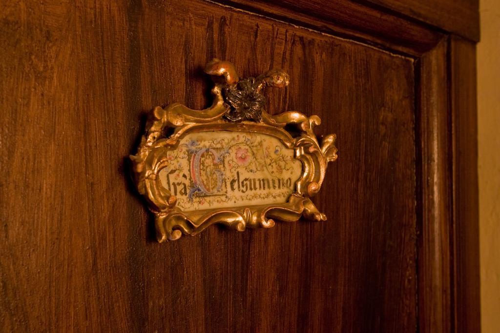 Residenza D'Epoca Eremo Delle Grazie Hotel Monteluco Стая снимка