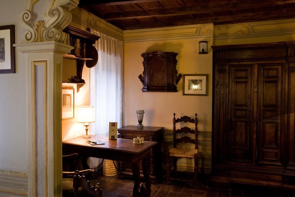 Residenza D'Epoca Eremo Delle Grazie Hotel Monteluco Стая снимка