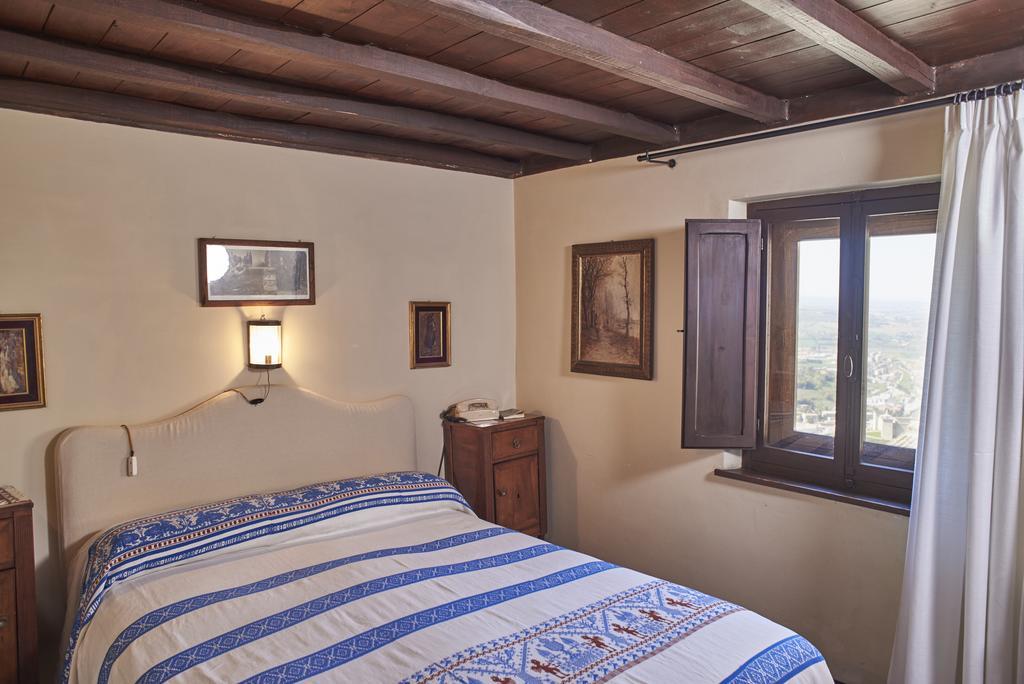 Residenza D'Epoca Eremo Delle Grazie Hotel Monteluco Стая снимка
