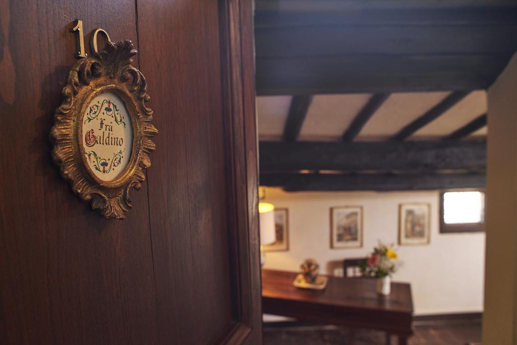 Residenza D'Epoca Eremo Delle Grazie Hotel Monteluco Стая снимка