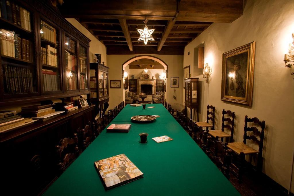 Residenza D'Epoca Eremo Delle Grazie Hotel Monteluco Екстериор снимка